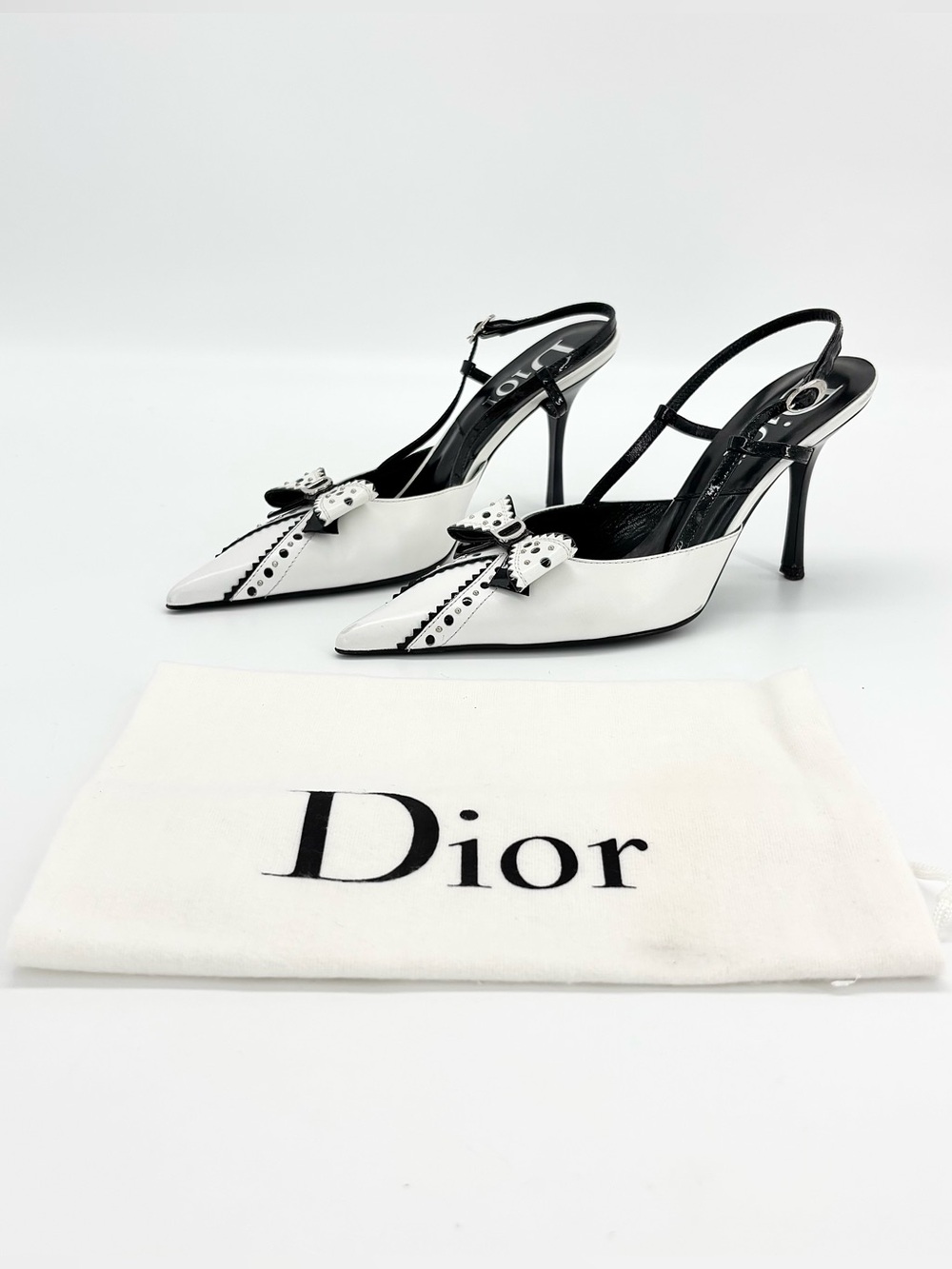 Dior John Galliano Bow Charm Studded White Black Slingback Pumps Shoes 38 - Picture 2 of 12